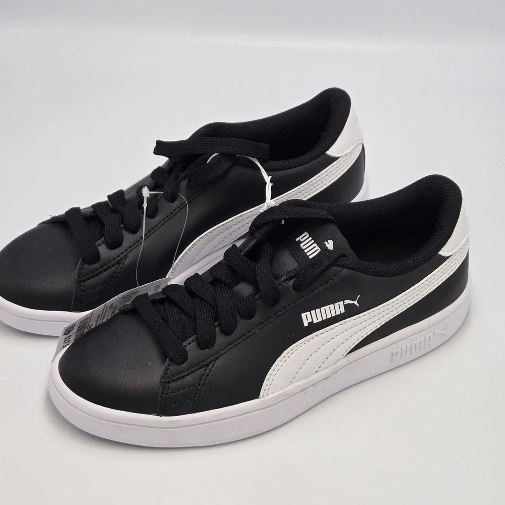 PUMA Smash V2 Black/white Leather Sneakers Kids 4C Tennis‎ Shoes Casual